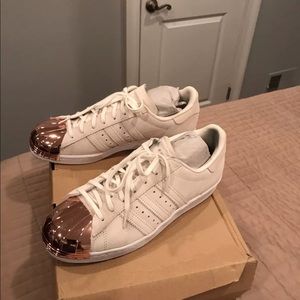 Adidas Superstar gold metal toe Sneakers